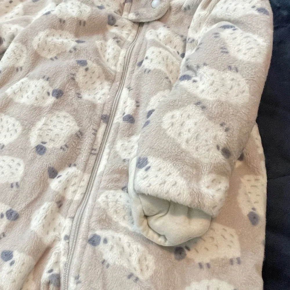 Carter’s 6M Snowsuit Gray w/ Lamb Print, Hood w/ Ears‎